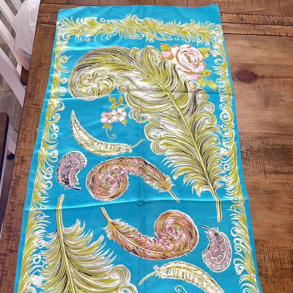Vintage Deelee Silk Scarf Hand Rolled 1940s 17"x41"‎ Victorian Feathers Flowers